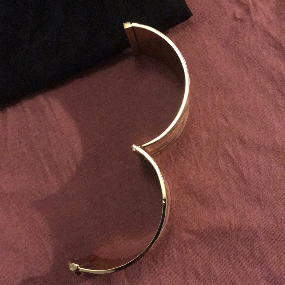 SOLD Ann Taylor bracelet - Picture 5 of 7